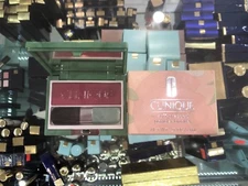 CLINIQUE SOFT PRESSED POWDER BLUSHER 16 ROUGE BERRY 0.27oz