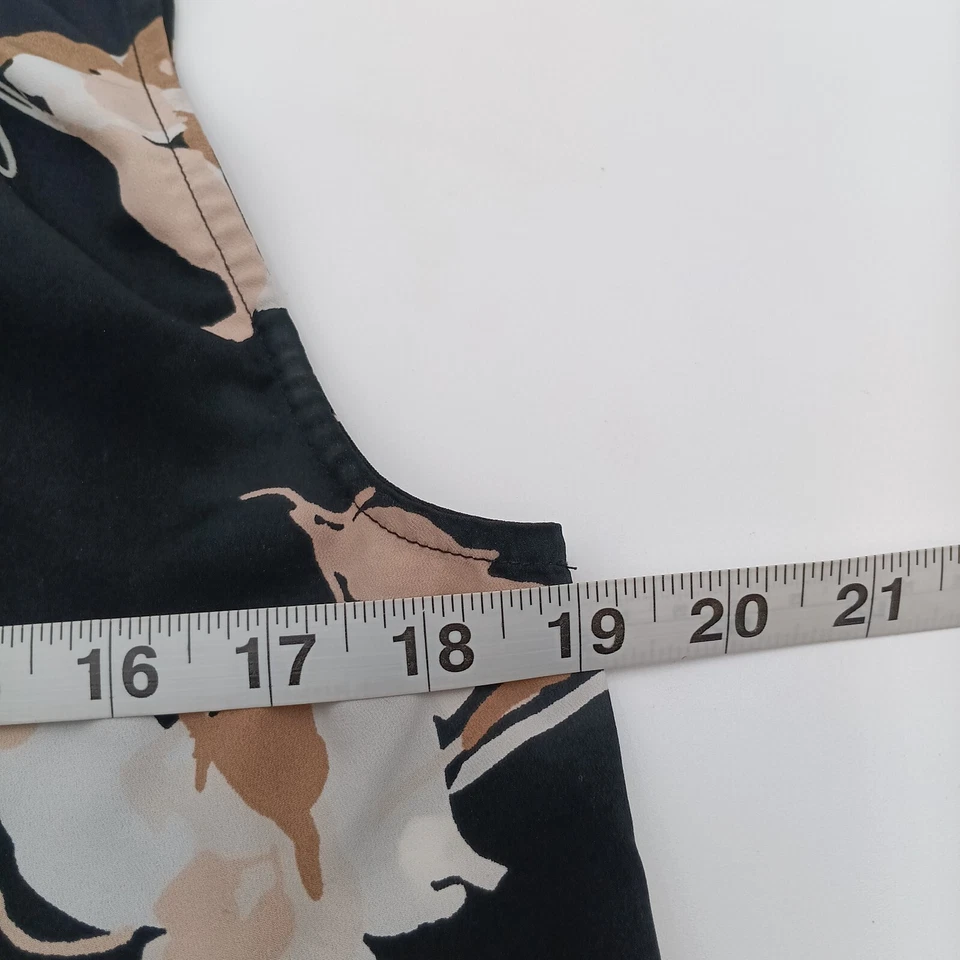 Merona Top 女式中号黑色花卉无袖衬衫 — 第 3/4 张图片