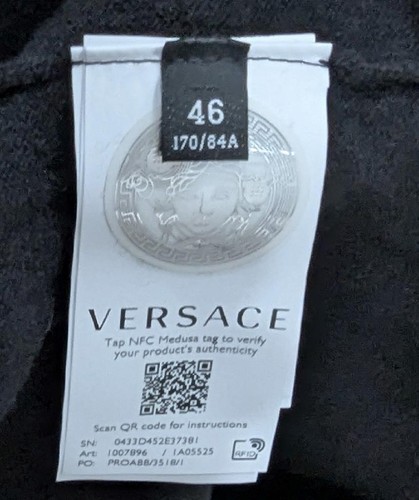 $1650 Mens VERSACE Studded Virgin Wool Crewneck Sweater Black 46 US Small - Picture 5 of 6