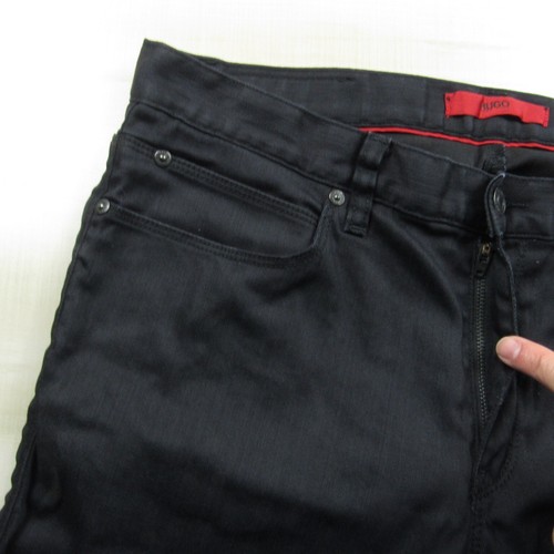 Hugo Boss Jeans Mens 33x32 Black Straight Fit Denim Pants Dark Wash 5 Pocket - Picture 3 of 17