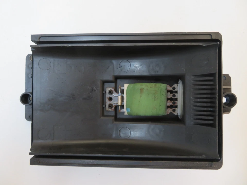 VOLKSWAGEN VW GOLF MK4 HEATER BLOWER MOTOR RESISTOR 1997-2004 AMS21 - Image 2 of 4