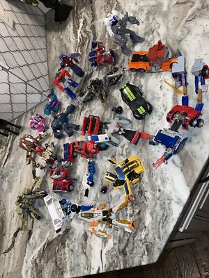Transformer Junk Yard Huge Lot Mixed Years And Models Vehicles Figures -E