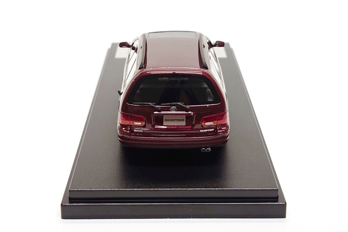 Hi-Story 1:43 Toyota Scepter Station Wagon 3.0G in Dark Wine