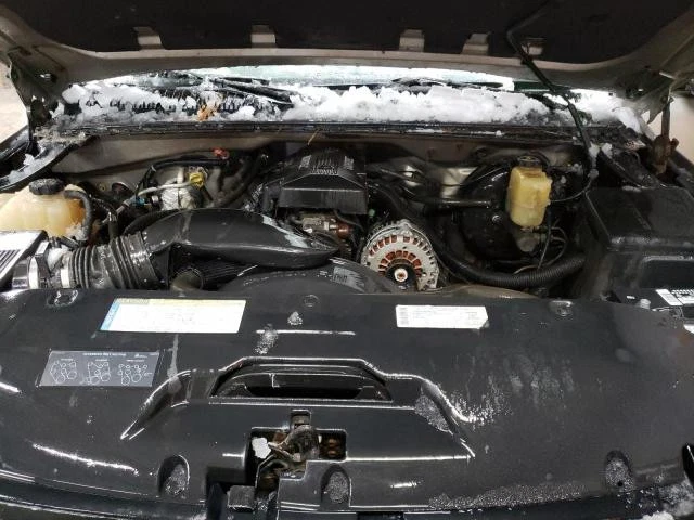 1999-2003 GMC Sierra 1500 Radiator Shield Used OEM 15735965  Foto 3 de 4