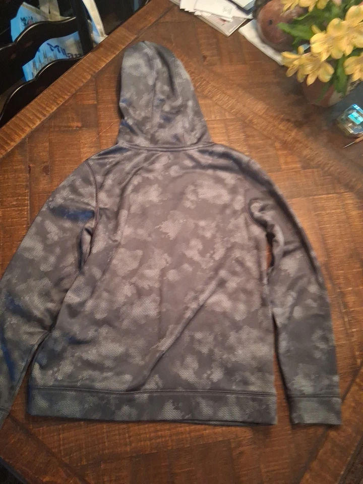 Youth Under Armour Size L Hoodie Grey Camo Pull Over Pockets Logo - Image 4 of 4