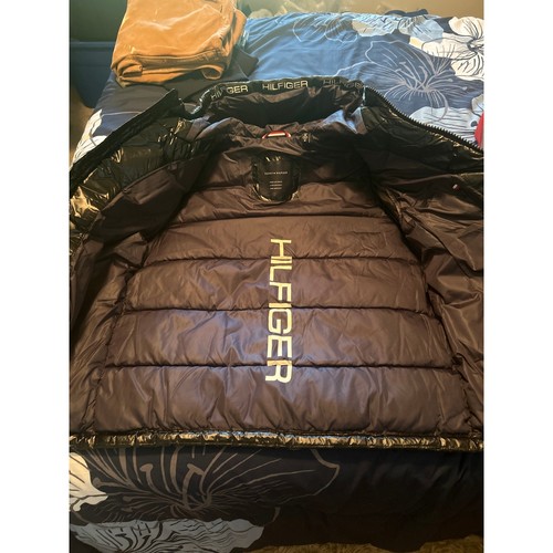 NWT Tommy Hilfiger Black Puffer Coat Polyester Fill Warm Like Down Size Medium - Picture 6 of 9