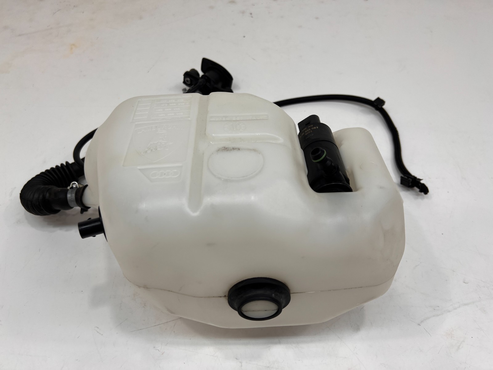 LAMBORGHINI AVENTADOR S LP740 WATER RESERVOIR TANK OEM 470955448E 1J0955681