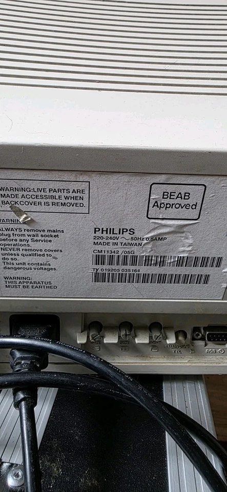 Philips CM8833-II CRT Monitor RGB . Working with mains lead - Image 4 of 4