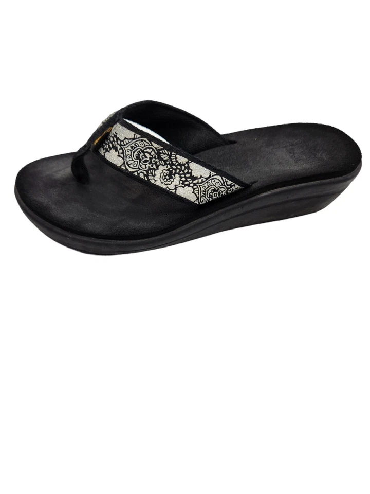 Teva Voya 花卉印花楔形拖鞋凉鞋女式 8 码 — 第 3/4 张图片