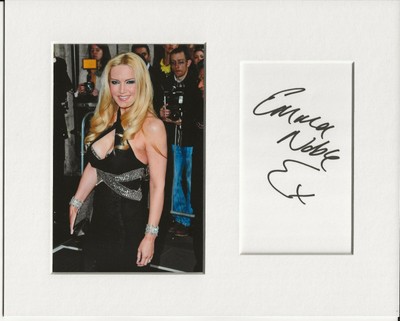Emma Noble Model signed original authentic Autogramm Unterschrift und Foto UACC RD