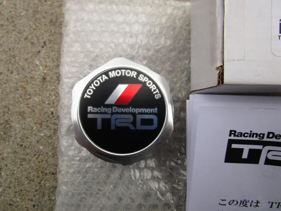 01 - 17 TOYOTA SEQUOIA TRD PERFORMANCE ENGINE OIL FILLER CAP OEM NEW - Image 2 of 4
