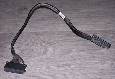 SAS-Kabel intern 2x SFF-8484 3Gb/s ca. 50cm geflechtgeschirmt 361316-010