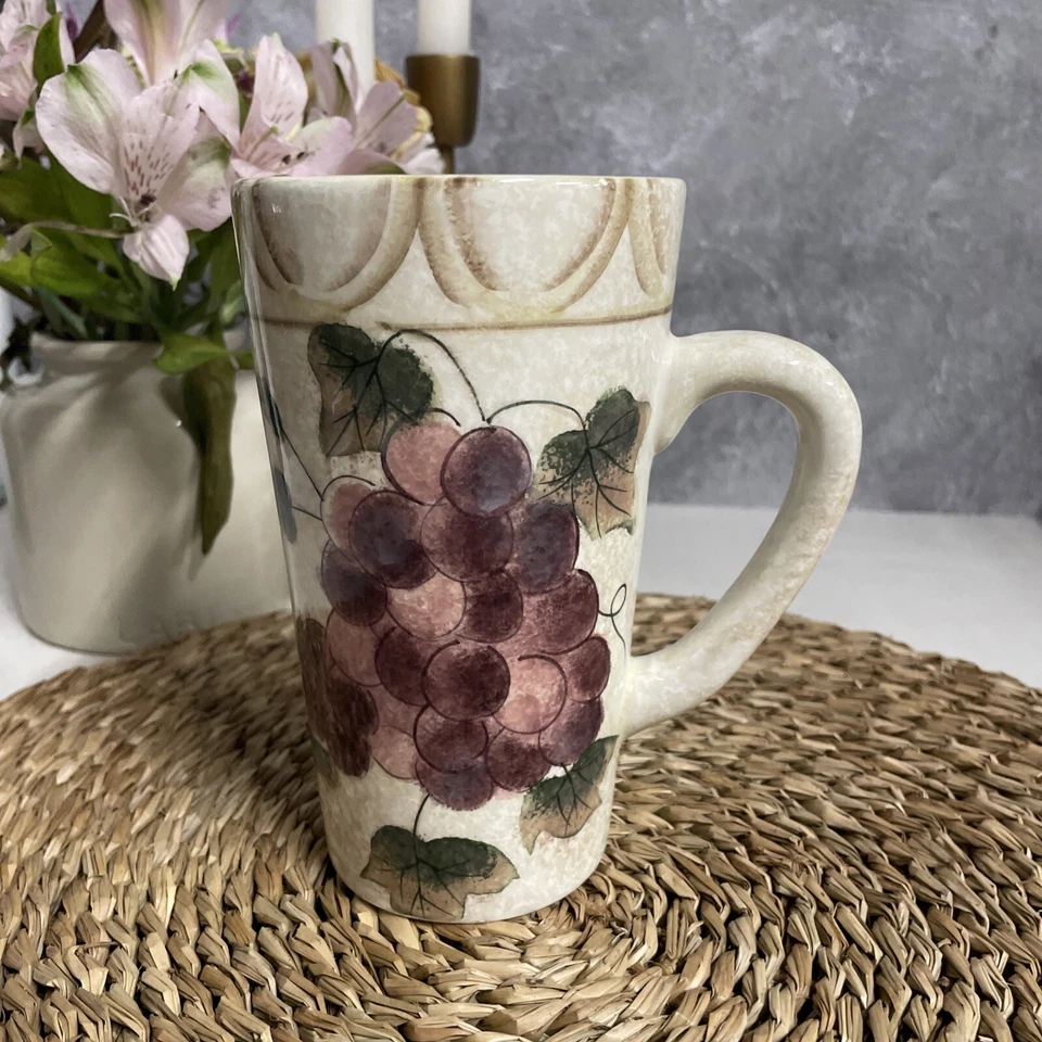 "Taza de café con leche alta pintada a mano patrón ONEIDA VENETO 6"" X 3,5""" Foto 4 de 4