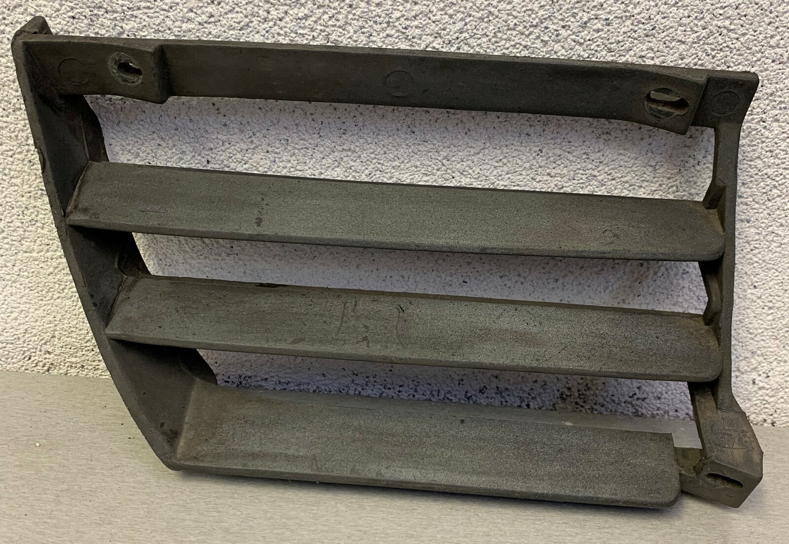 Orig. Mercedes S-Klasse W126 Abdeckung Gitter Grill Stoßstange  