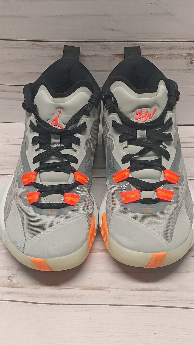 Size 7 (GS) - Jordan Zion 1 Low Light Smoke Grey for sale Size 7 (GS) - Jordan Zion 1 Low Light Smoke Grey for sale