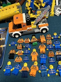 MASSIVE Lego Construction Lot City Minifigure Part 7638,60152,5930,60181,60026 +