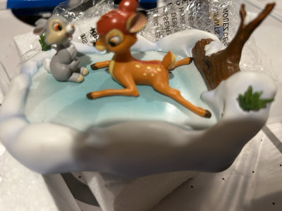 DISNEY SHOWCASE PARADE FLOAT BAMBI 4032619 Limited Edition
