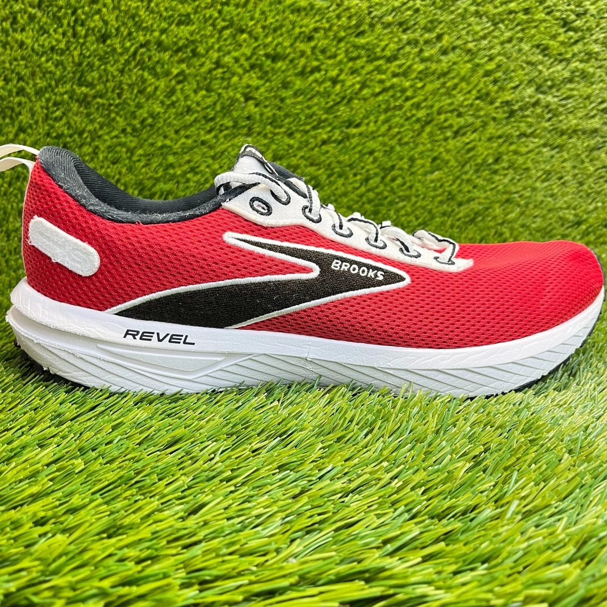 Brooks Revel 6 Mens 12.5 D Red Running‎ Shoes Athletic Sneaker 1103981D608 Brooks Revel 6 Men main image 4