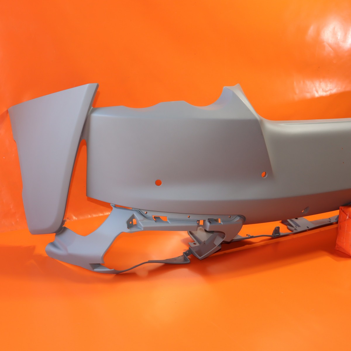 FERRARI 812 GTS REAR BUMPER 2021 2022 2023 985901161 RADAR SENSOR TYPE OEM