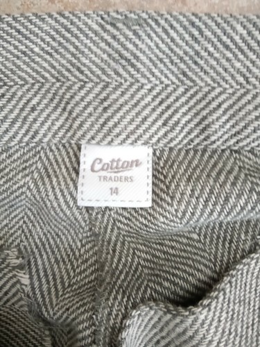 Ladies Grey Wide Leg Trousers Size 14. L28 Ins. - Picture 3 of 4