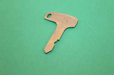 Vintage Kawasaki OEM Factory Pre Cut Key # 305 1981 KZ305 | eBay