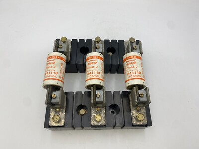 Allen Bradley 1491-N433 Fuse Block 200 Amp 250/600VAC 3 Pole With 3 A4J110 Fuses