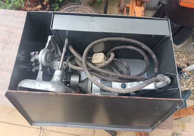 Black und Decker Ventilsitzschleifer SDO156 mit Abrichtständer im Originalkarton