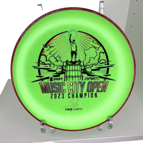Pro Grassroots Series 3'x9' Kidney Shaped Putting Green Putt-A-Bout Par