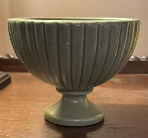 VTG HAEGER POTTERY GREEN RIBBED PEDESTAL PLANTER #3976 IN EUC #736D