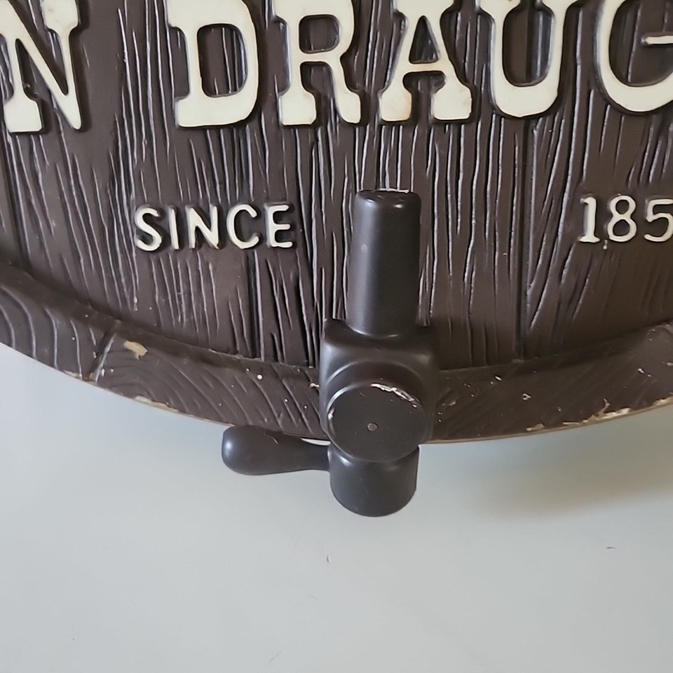 Blitz Weinard Beer ‘On Draught’ Plastic Beer SIGN BARREL | eBay
