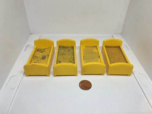 Vintage Fisher Price little people lot/4 yellow single beds