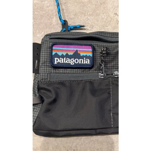 バッグ y2k patagonia Nylon shoulder bag 00s Patagonia ripstop shoulder bag Y2K - メルカリ