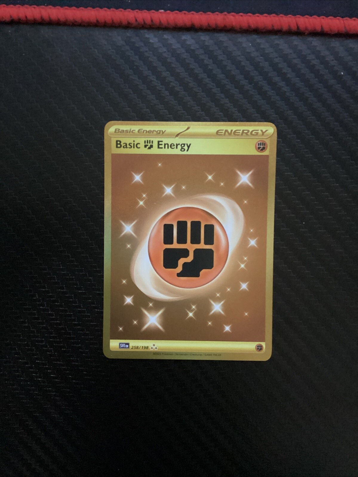 Basic Fighting Energy Gold Pokemon Scarlet & Violet Base 258/198 NM