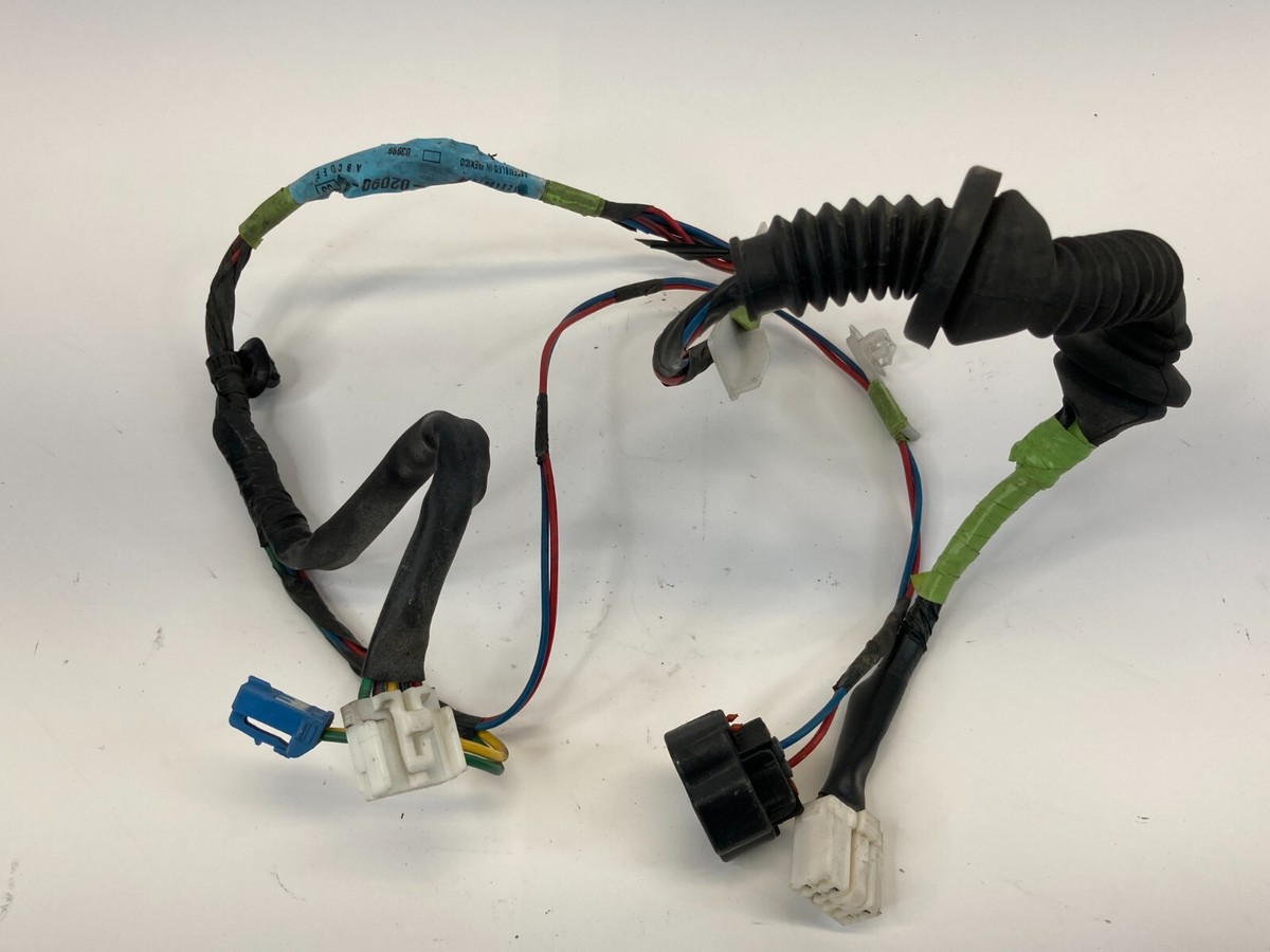 1998-2002 TOYOTA COROLLA REAR RIGHT DOOR WIRING WIRE HARNESS 82153