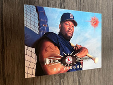 1995 Topps Stadium Club Virtual Reality Baseball Card #184 Mo Vaughn (Q2)