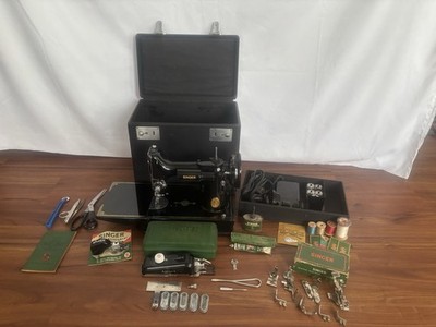1948 SINGER 221-1 FEATHERWEIGHT SEWING MACHINE W/ CASE, INSTRUCTIONS & EXTRAS