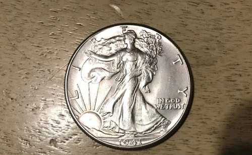 Choice UNC 1941 P Walking Liberty Half Dollar 90% Silver Uncirculated all white