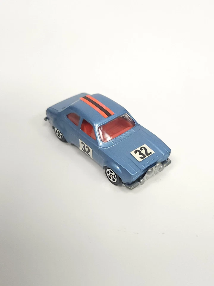 Corgi Juniors Whizzwheels 63 Ford Escort Rally Metallic Blue + Red Interior Mint - Image 4 of 4