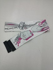 LOUIS VUITTON Model number: M70415 scarf