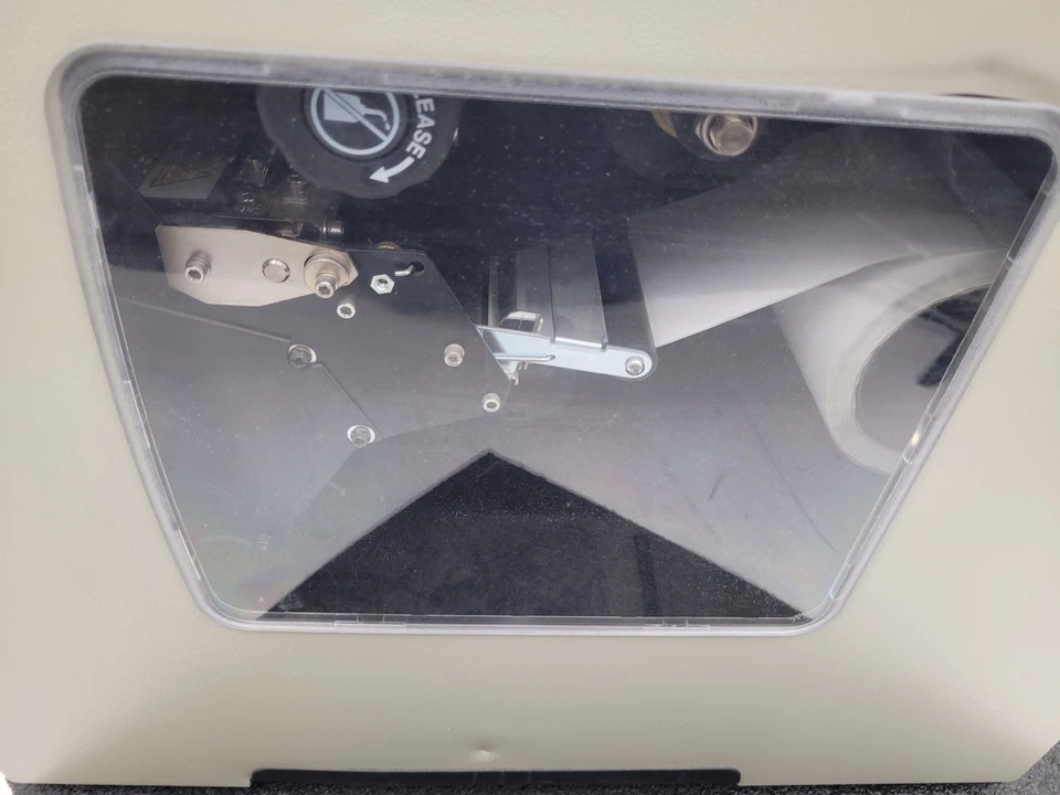 Zebra R110Xi4 600 DPI Thermal Transfer Label Printer USB Parallel Ethernet[B] - Image 4 of 4