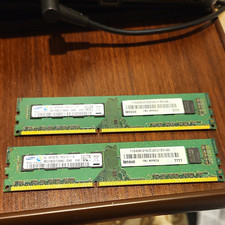 Samsung 8GB 2x4GB DDR3 DIMM 240-Pin PC3-10600U Unbuffered M378B5273DH0-CH9