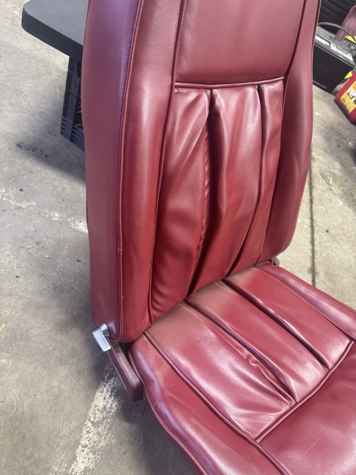 Asientos delanteros Mercury Cougar para 1968, 69, 70--solo recogida local Foto 4 de 4