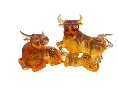 Liuligongfang Liuli Art Glass Bull Figurine Set Wynn Las Vegas Limited Edition