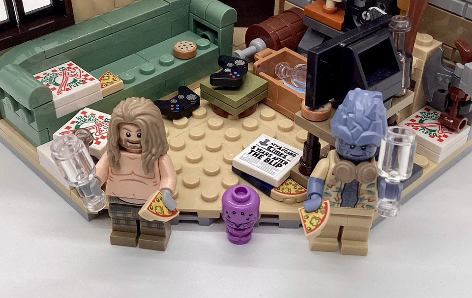 LEGO Super Heroes: Bro Thor's New Asgard (76200) - Image 4 of 4