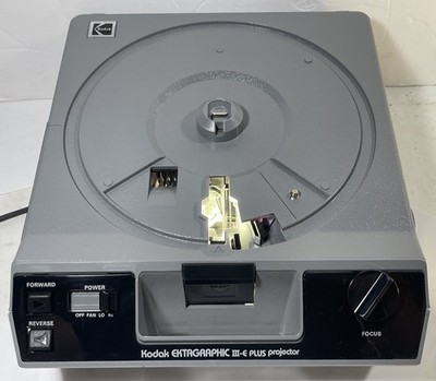Kodak Ektagraphic III E Plus Slide Projector with Remote 2-Slide