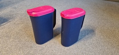 Tupperware Set Goldquell 2x 1,9l Kanne Saftkanne Beere Blau Deckel Tupper Dose