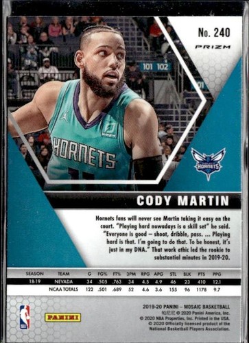 2019-20 Panini Mosaic #240 Cody Martin Camo Pink - Picture 2 of 2