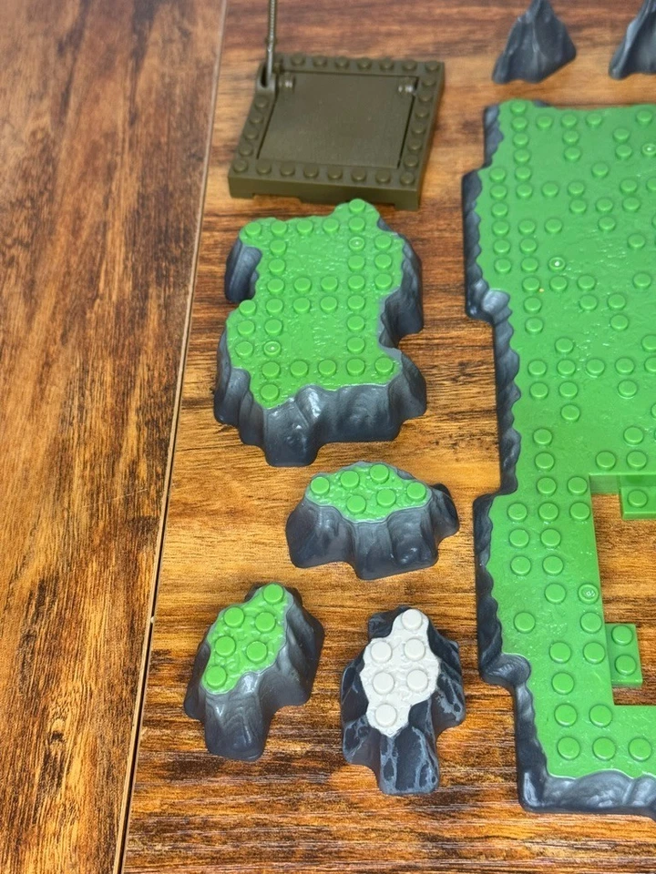 Mega Bloks Dragons Krystal Wars Platforms & Blocks lot of 16 Replacement Parts - Image 2 of 4