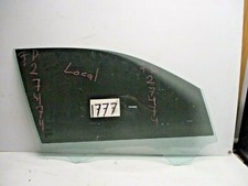 2018 Tiguan Front Passenger Side Used Door Glass ( Local Pick Up Only )#1777-V 