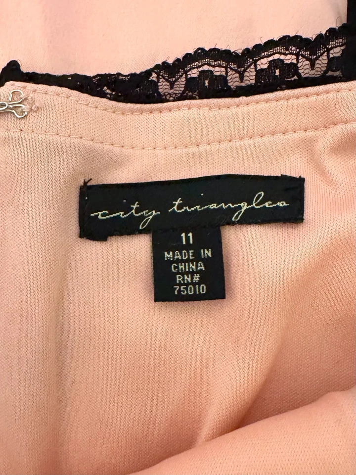 Vestido Vintage Años 80 City Triangles Wm Talla 11 Rosa Negro Encaje Correa Baile de graduación Salir Foto 3 de 4